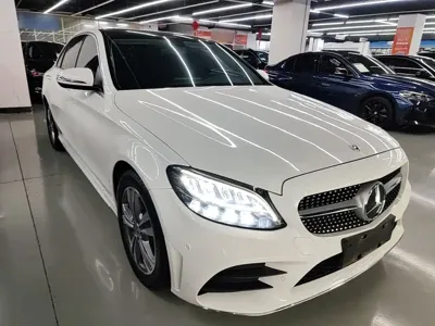 Mercedes-Benz C-Class 2021, 41100 км, за 18898.38 USD