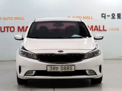 Kia K3 2016, 213033 км, за 2822.63 USD
