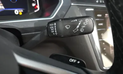 Volkswagen Tiguan 2023, 32018 км, за 19627.15 USD - фото 27
