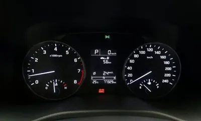 Hyundai Avante 2017, 77329 км, за 6435.67 USD - фото 8