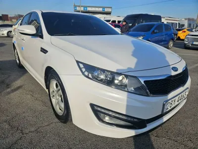 Kia K5 2011, 157266 км, за 2788.79 USD