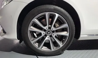 Mercedes-Benz E-Class 2020, 98187 км, за 19764.69 USD