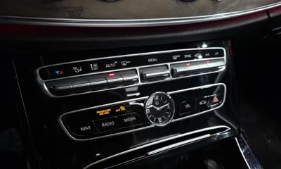 Mercedes-Benz E-Class 2020, 98187 км, за 19764.69 USD - фото 16