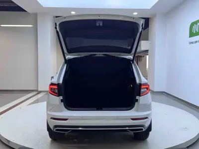 Skoda Karoq 2023, 34000 км, за 21396.08 USD - фото 21