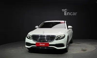 Mercedes-Benz E-Class 2018, 79102 км, за 15276.6 USD - фото 3
