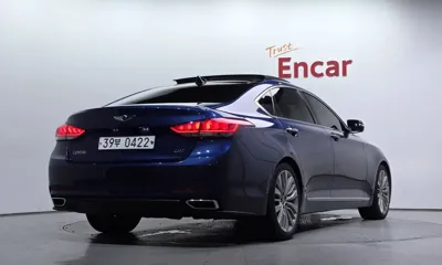 Hyundai Genesis 2016, 102735 км, за 8595.43 USD