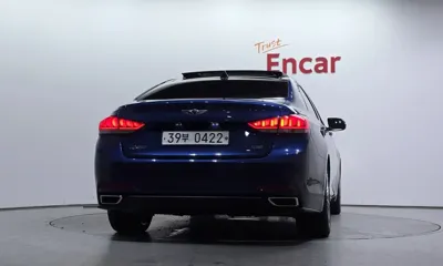 Hyundai Genesis 2016, 102735 км, за 8595.43 USD