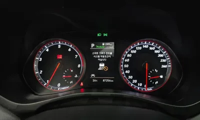 Hyundai Veloster 2018, 87256 км, за 7687.3 USD - фото 8