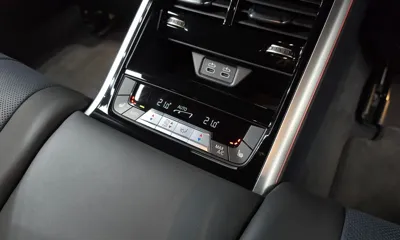 BMW 8-Series 2024, 13965 км, за 55255.78 USD - фото 33