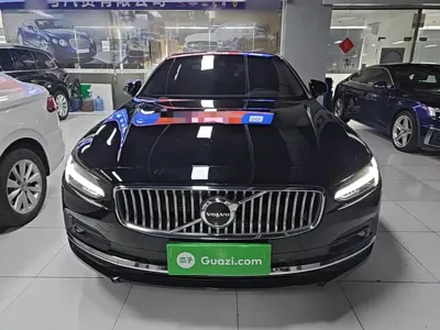 Volvo S90 2020, 60300 км, за 20761.81 USD