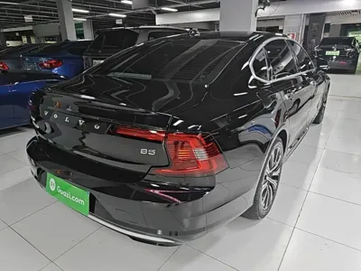 Volvo S90 2020, 60300 км, за 20761.81 USD - фото 7