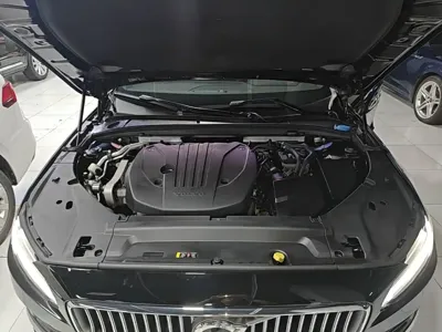 Volvo S90 2020, 60300 км, за 20761.81 USD - фото 20