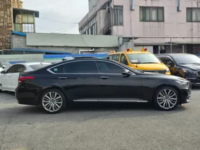 Genesis G80 2017, 106000 км, за 11750.03 USD