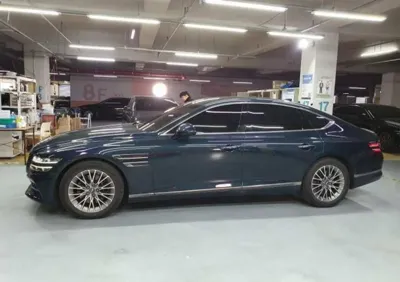 Genesis G80 2022, 107971 км, за 4992.52 USD