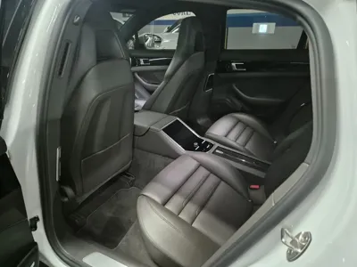 Porsche Panamera 2018, 174000 км, за 29208.98 USD - фото 7