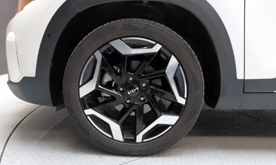 Kia Seltos 2024, 60777 км, за 15819.88 USD