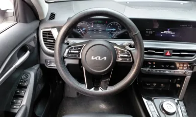 Kia Seltos 2024, 60777 км, за 15819.88 USD - фото 12