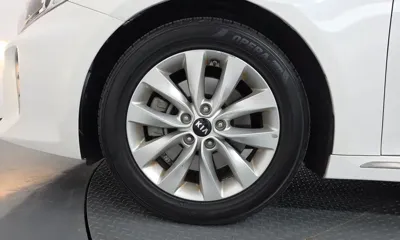 Kia K5 2016, 149568 км, за 5925.63 USD