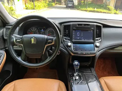 Toyota Crown 2019, 80000 км, за 16156.25 USD - фото 13