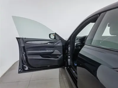 BMW 6 Series GT 2020, 123300 км, за 23446.9 USD - фото 8