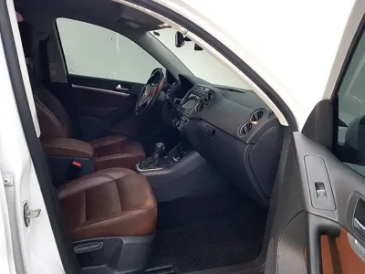 Volkswagen Tiguan 2016, 117000 км, за 5579.62 USD - фото 14