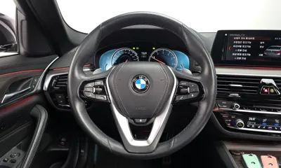 BMW 5-Series 2018, 66302 км, за 17575.04 USD - фото 13