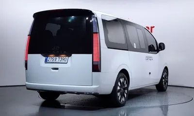 Hyundai Staria 2025, 21088 км, за 25272.42 USD