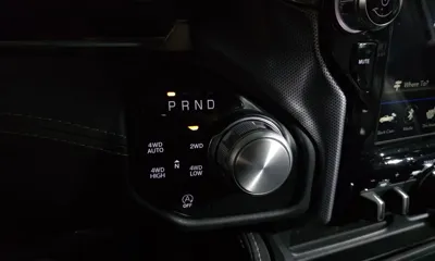 Dodge Ram Pick Up 2021, 52939 км, за 48166.5 USD - фото 9