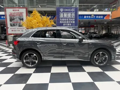 Audi Q3 2023, 32000 км, за 28736.27 USD