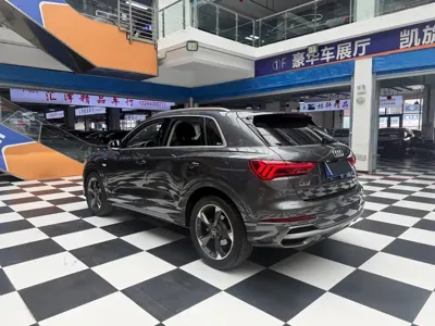 Audi Q3 2023, 32000 км, за 28736.27 USD - фото 6