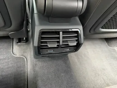 Audi Q3 2023, 32000 км, за 28736.27 USD - фото 9