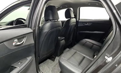 Kia K3 2020, 77852 км, за 9584.88 USD - фото 12