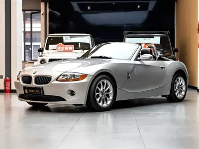 BMW Z4 · 2003 год