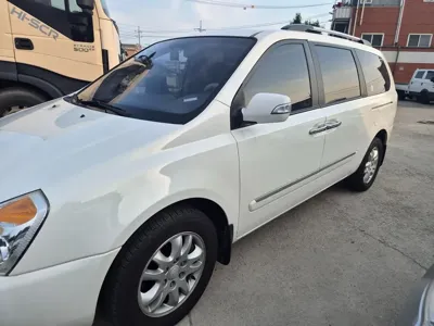 Kia Canival 2012, 238053 км, за 1772.35 USD