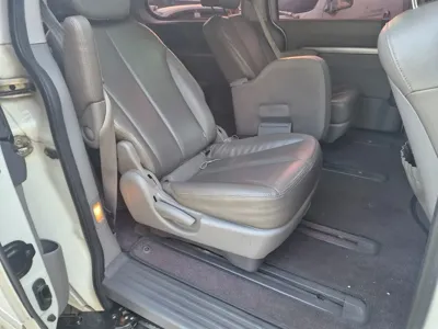 Kia Canival 2012, 238053 км, за 1772.35 USD - фото 6