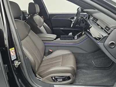 Audi A8 2021, 108359 км, за 37761.27 USD - фото 10