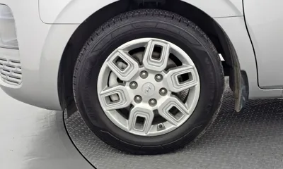 Hyundai Staria 2022, 84419 км, за 15791.21 USD