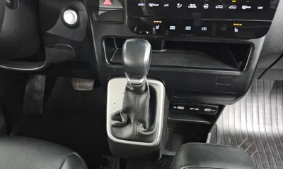 Hyundai Staria 2022, 84419 км, за 15791.21 USD - фото 9