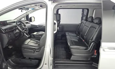 Hyundai Staria 2022, 84419 км, за 15791.21 USD - фото 10