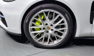 Porsche Panamera 2020, 55614 км, за 58131.87 USD