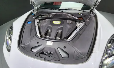 Porsche Panamera 2020, 55614 км, за 58131.87 USD - фото 6