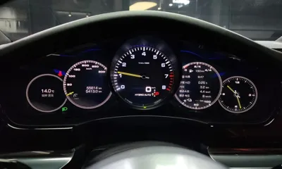 Porsche Panamera 2020, 55614 км, за 58131.87 USD - фото 8