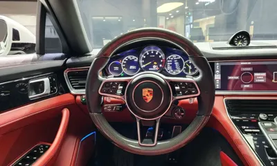 Porsche Panamera 2020, 55614 км, за 58131.87 USD - фото 14