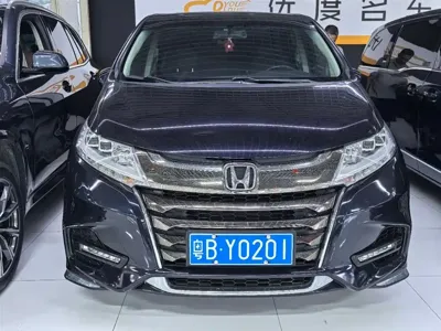 Honda Odyssey 2016, 160000 км, за 13280.32 USD