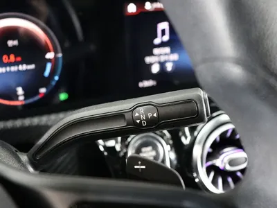 Mercedes-Benz A-Class 2020, 96100 км, за 10496.26 USD - фото 14