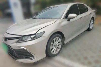 Toyota Camry · 2021 год