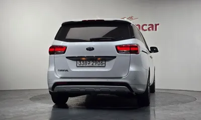Kia Canival 2018, 182243 км, за 6408.99 USD