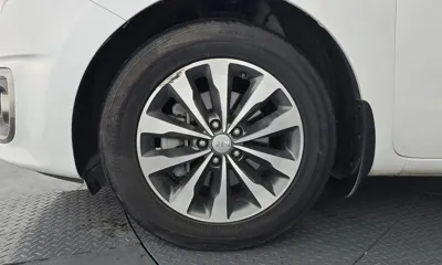 Kia Canival 2018, 182243 км, за 6408.99 USD