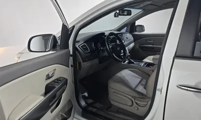 Kia Canival 2018, 182243 км, за 6408.99 USD - фото 10