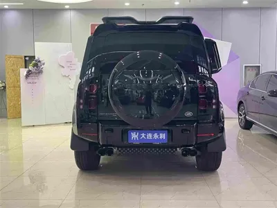 Land Rover Defender 2023, 28700 км, за 80634.1 USD